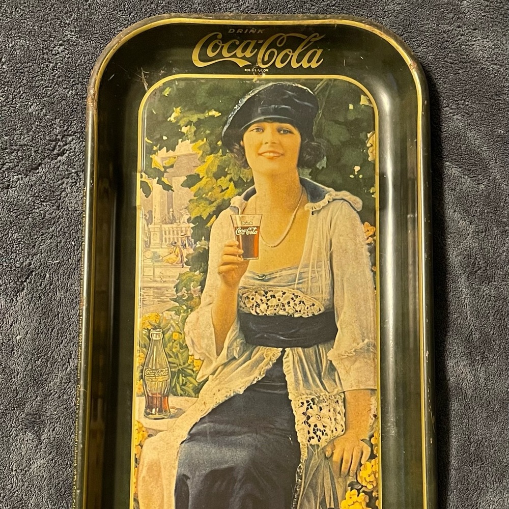 Vintage 1973 Coca Cola Flapper Girl Rectangular Metal Tray.